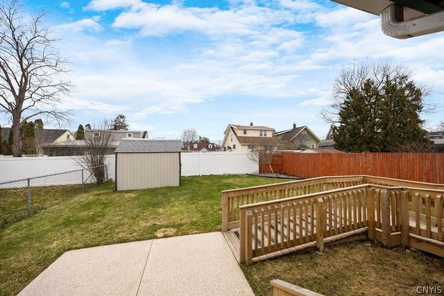 352 Roxford Road North, Salina, NY 13208