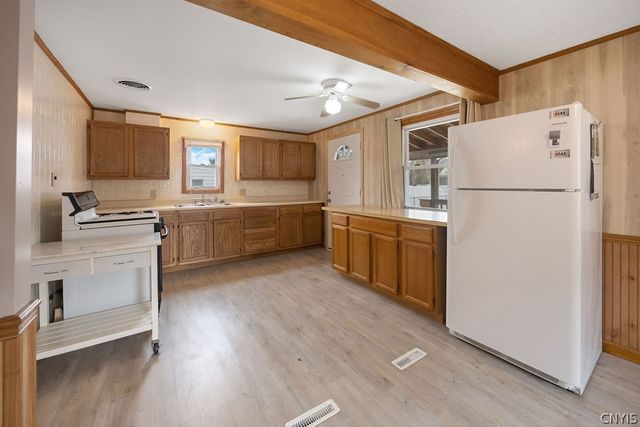 352 Roxford Road North, Salina, NY 13208