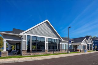 17 Loso Drive, Cicero, NY 13039
