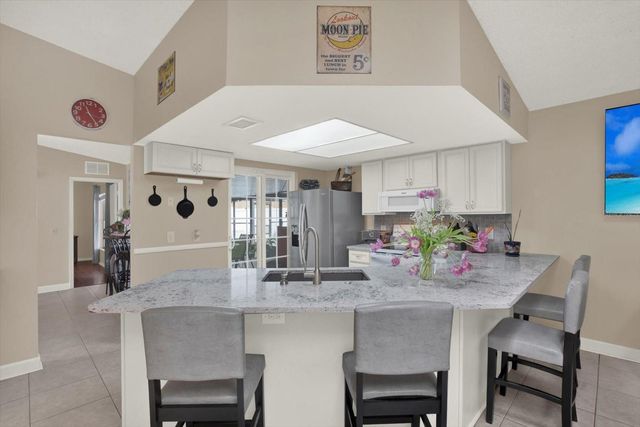 729 SANDY CREEK DRIVE, Brandon, FL 33511