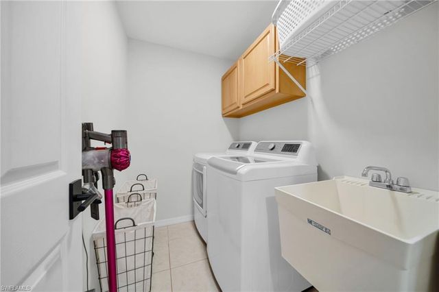 8864 Ventura WAY, Naples, FL 34109
