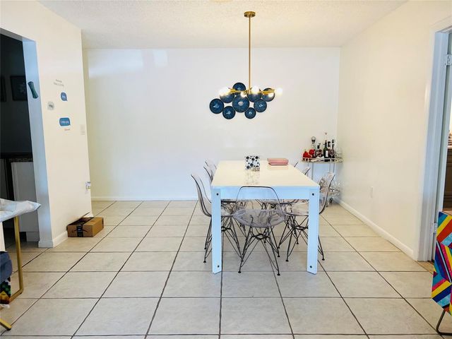 4040 N Hills Drive 7, Hollywood, FL 33021