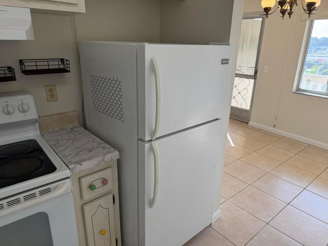 500 W Village Green Cir Circle W 212, Palm Springs, FL 33461