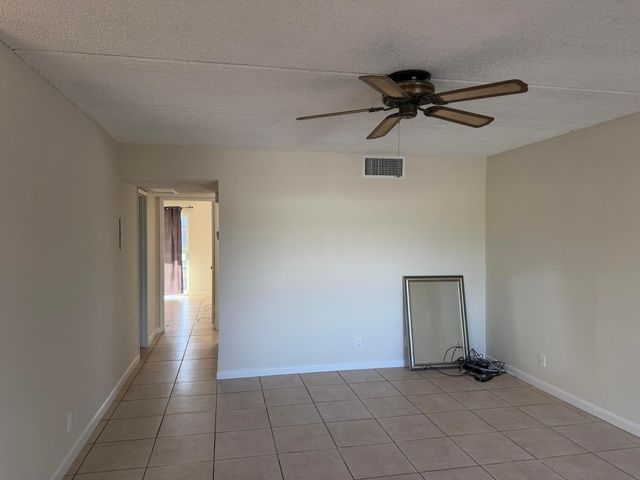 500 W Village Green Cir Circle W 212, Palm Springs, FL 33461