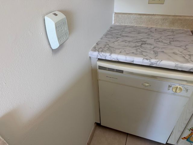 500 W Village Green Cir Circle W 212, Palm Springs, FL 33461