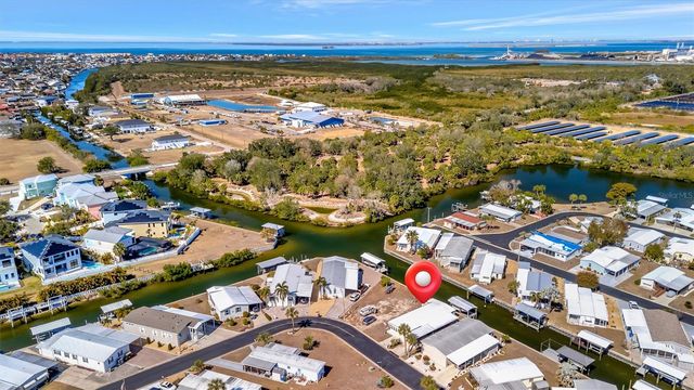 132 W SAINT LUCIA LOOP, Apollo Beach, FL 33572