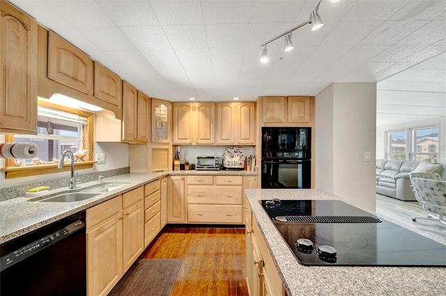 132 W SAINT LUCIA LOOP, Apollo Beach, FL 33572