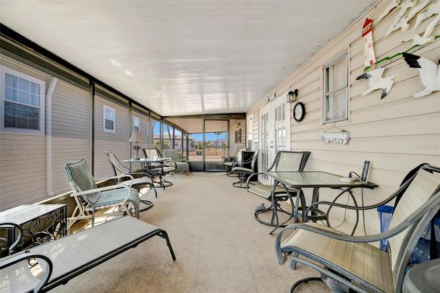 132 W SAINT LUCIA LOOP, Apollo Beach, FL 33572