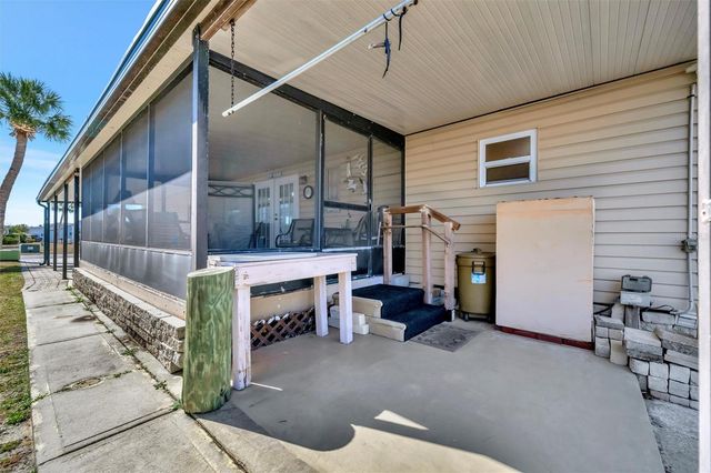 132 W SAINT LUCIA LOOP, Apollo Beach, FL 33572