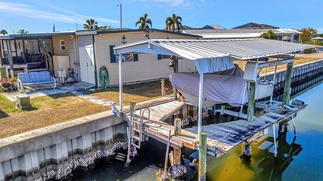 132 W SAINT LUCIA LOOP, Apollo Beach, FL 33572