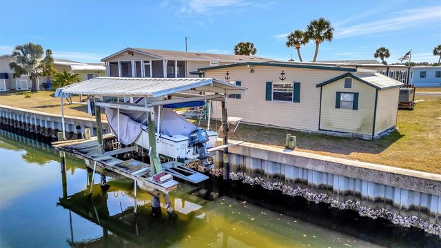 132 W SAINT LUCIA LOOP, Apollo Beach, FL 33572