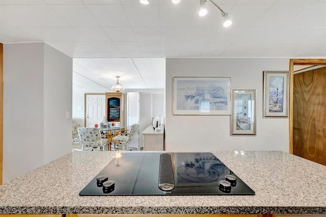 132 W SAINT LUCIA LOOP, Apollo Beach, FL 33572