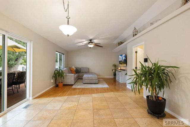 1911 Eagle Pointe Court, Ammon, ID 83406