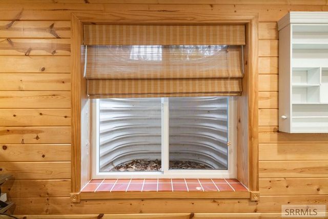 1911 Eagle Pointe Court, Ammon, ID 83406