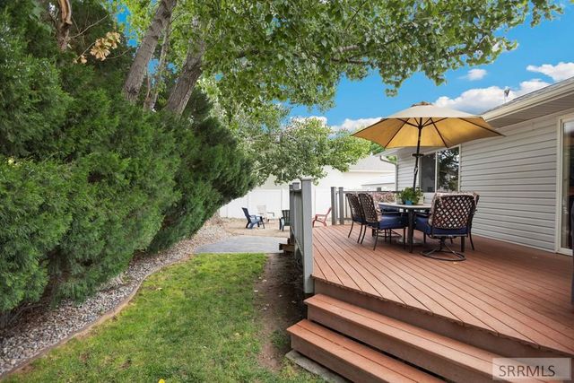 1911 Eagle Pointe Court, Ammon, ID 83406