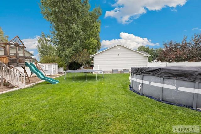 1911 Eagle Pointe Court, Ammon, ID 83406