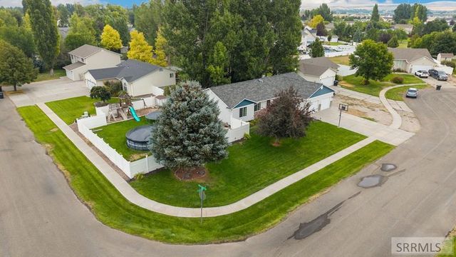 1911 Eagle Pointe Court, Ammon, ID 83406