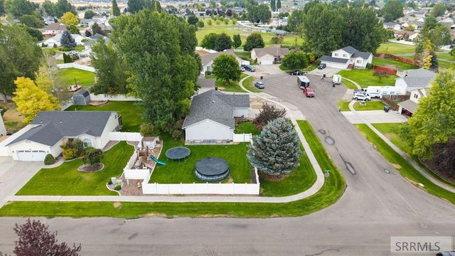 1911 Eagle Pointe Court, Ammon, ID 83406