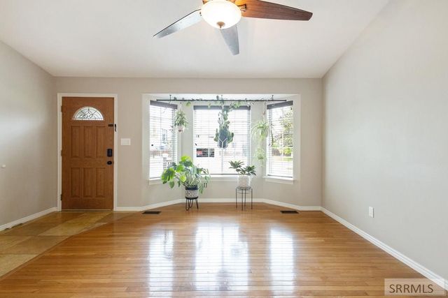 1911 Eagle Pointe Court, Ammon, ID 83406