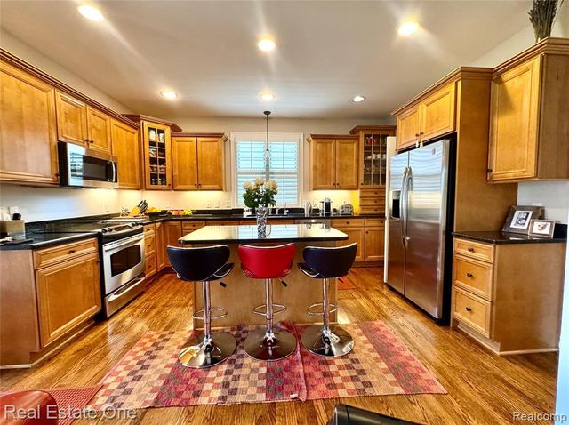 306 Woodward Avenue, Rochester, MI 48307