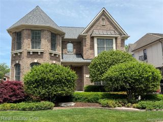 306 Woodward Avenue, Rochester, MI 48307