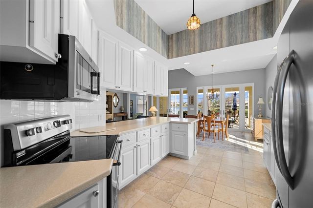 5811 WILENA PLACE, Sarasota, FL 34238