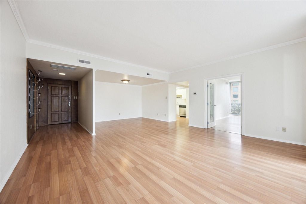 1801 Lavaca ST 2D, Austin, TX 78701