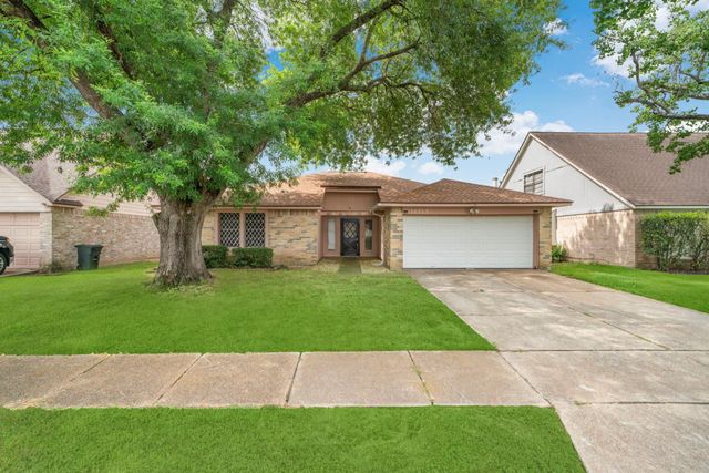 16719 Sky Blue Ln, Cypress, TX 77095
