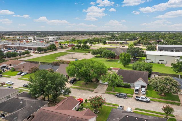 16719 Sky Blue Ln, Cypress, TX 77095