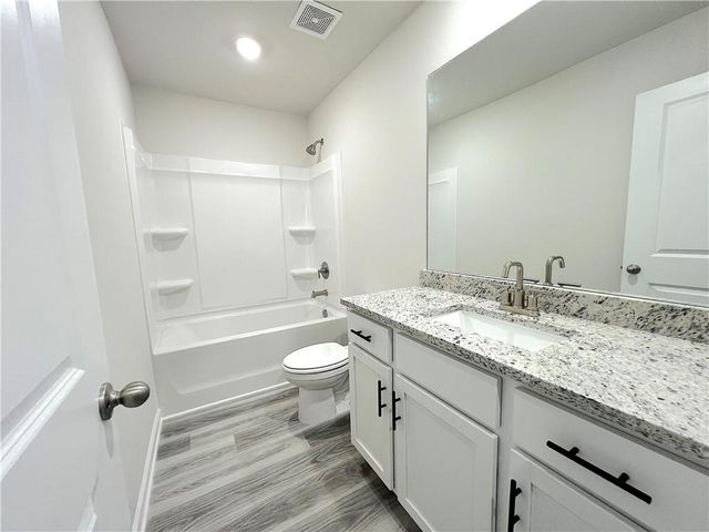 4113 Oakwood Ter Court, Oakwood, GA 30566