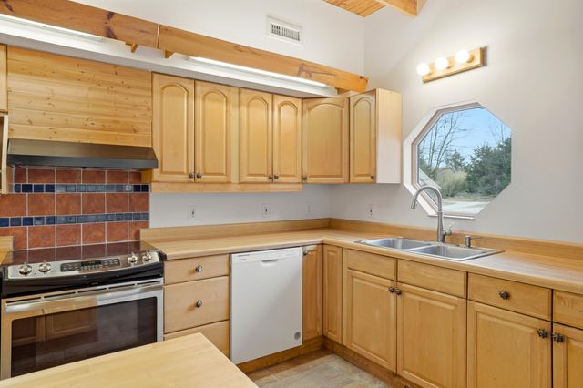 7425 E RTE Y, Ashland, MO 65010