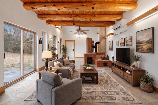 7425 E RTE Y, Ashland, MO 65010