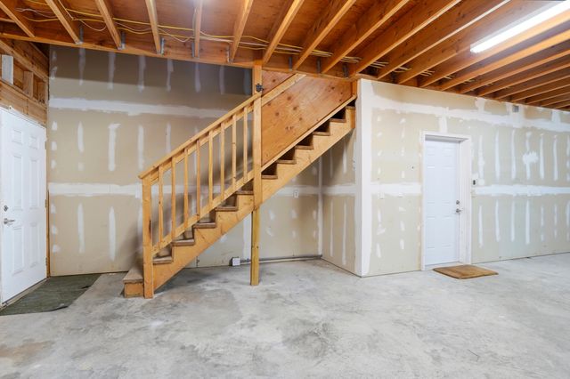 7425 E RTE Y, Ashland, MO 65010