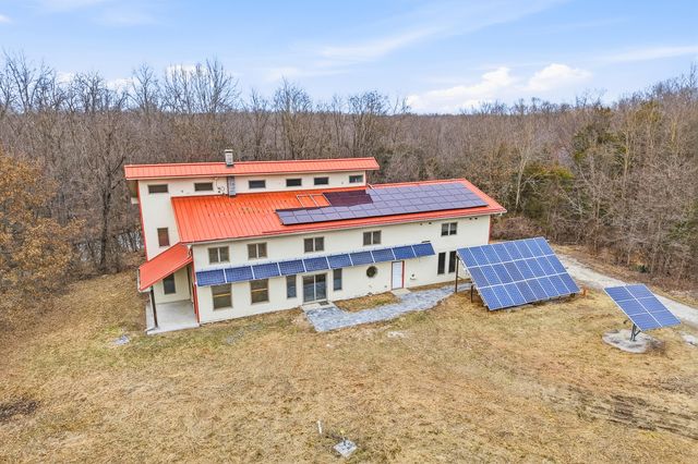 7425 E RTE Y, Ashland, MO 65010