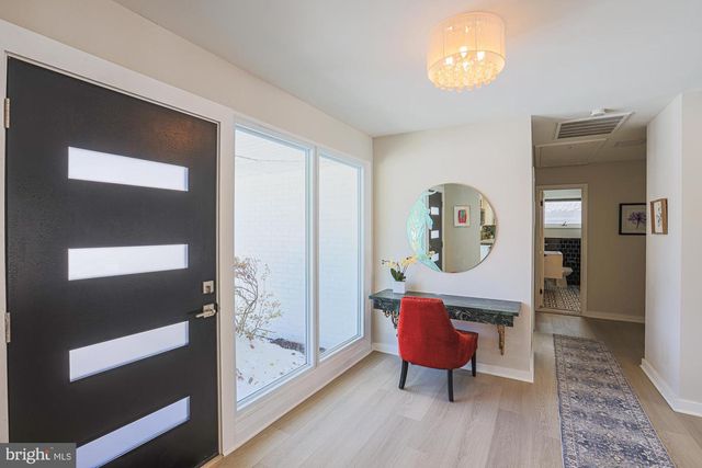 7900 IVY LN, Baltimore, MD 21208