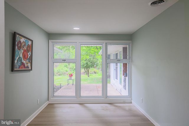 7900 IVY LN, Pikesville, MD 21208