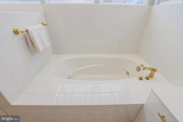 7900 IVY LN, Pikesville, MD 21208