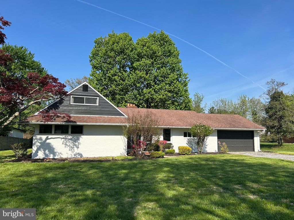 7900 IVY LN, Pikesville, MD 21208