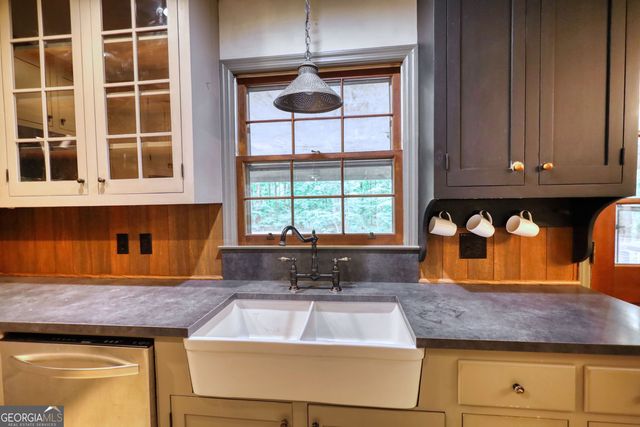 3395 Daniel Bridge Road SW, Conyers, GA 30094