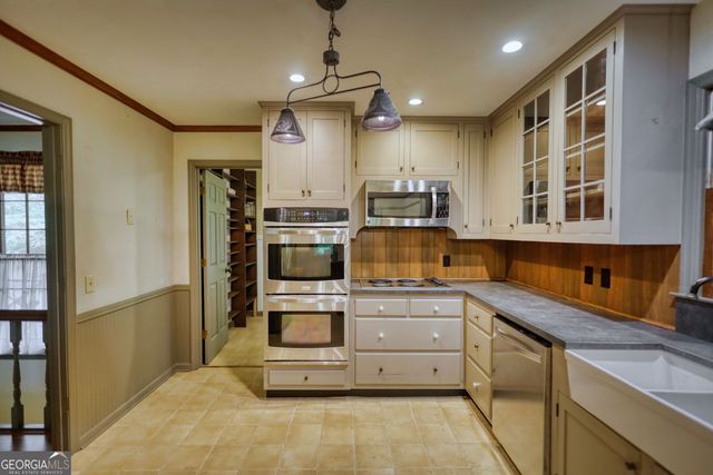 3395 Daniel Bridge Road SW, Conyers, GA 30094