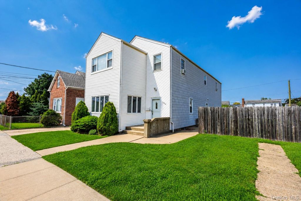 1024 First Avenue, Franklin Square, NY 11010 — exterior