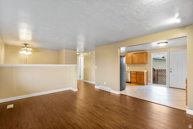 6622 S GEORGIA DR, West Jordan, UT 84084