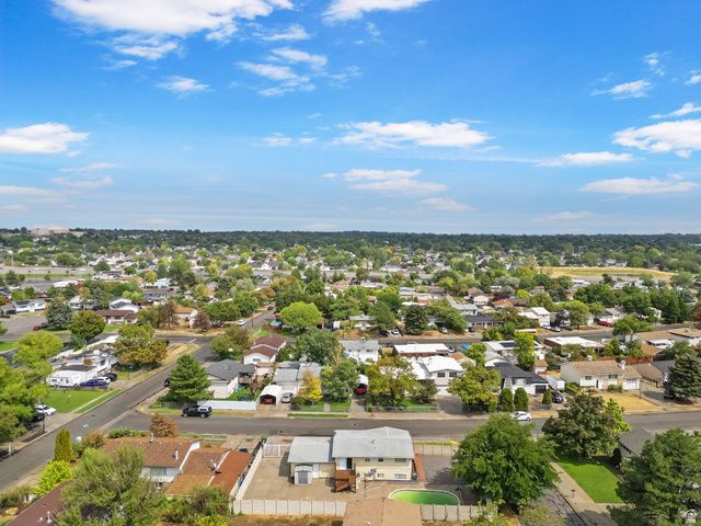 6622 S GEORGIA DR, West Jordan, UT 84084