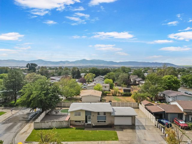 6622 S GEORGIA DR, West Jordan, UT 84084