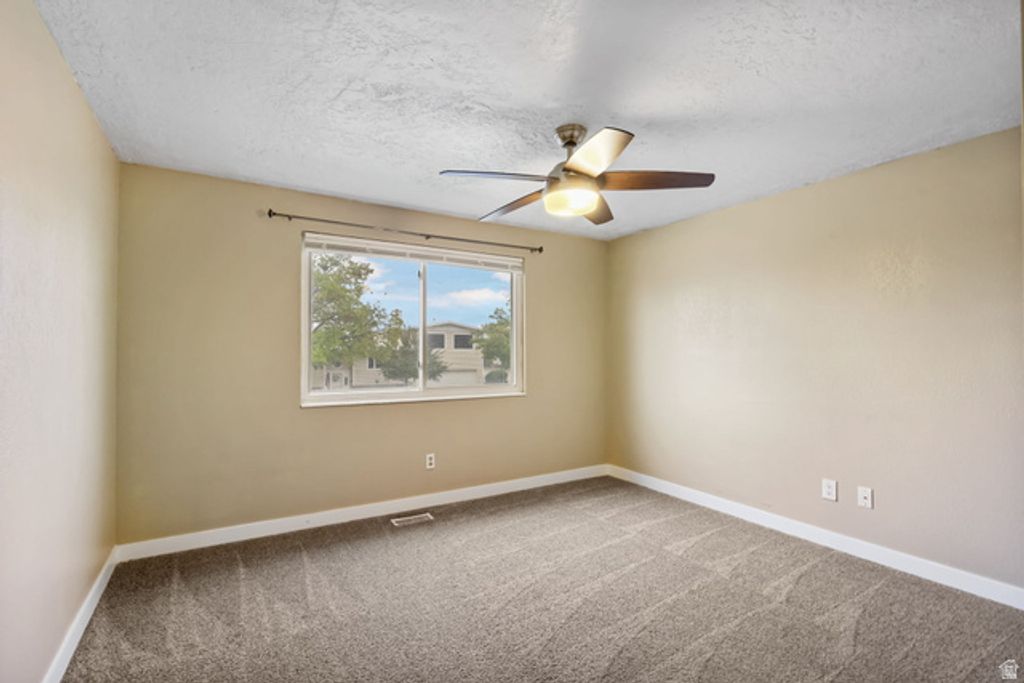 Image 18 of property listing at 6622 S GEORGIA DR, West Jordan, UT 84084