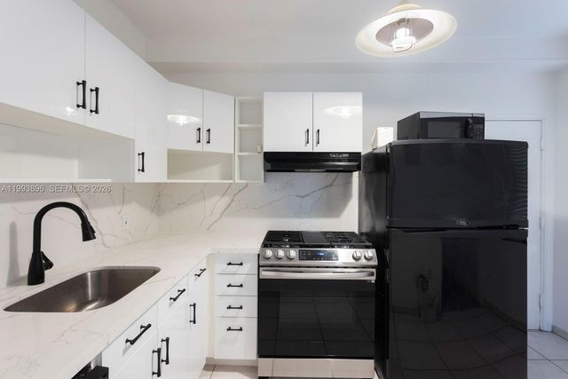 1610 Pennsylvania Ave 1, Miami Beach, FL 33139