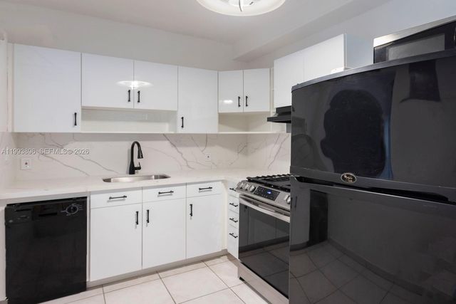 1610 Pennsylvania Ave 1, Miami Beach, FL 33139