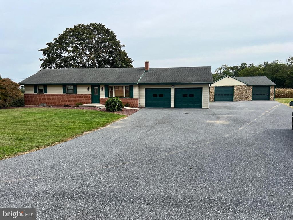 1046 LETORT RD, Conestoga, PA 17516
