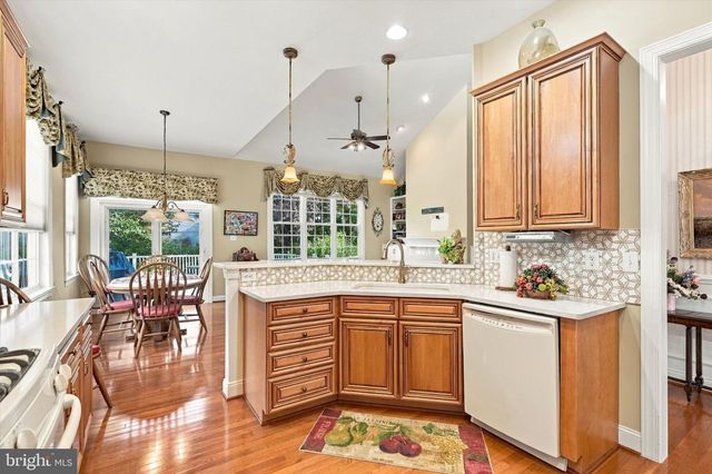 23 THAYER WAY, Phoenixville, PA 19460