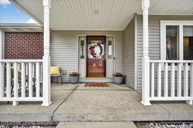 2545 Hummingbird Lane, Holt, MI 48842